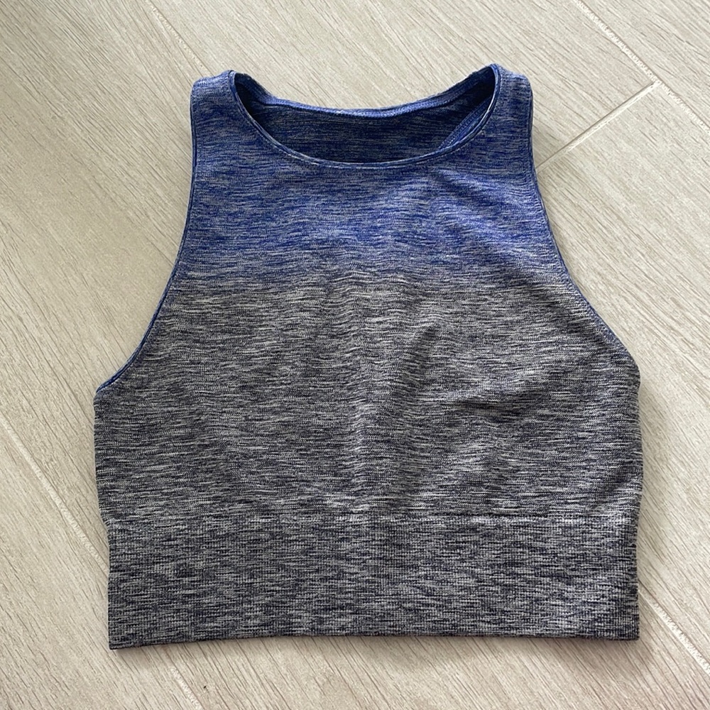 Lululemon crop top